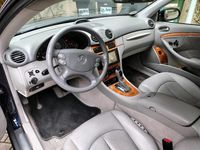 Second-hand Mercedes CLK320 2005 Albastru Coupe