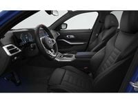 Gebraucht BMW 340 374 PS (275 kW) 2025 M portimao blau metallic Kombi