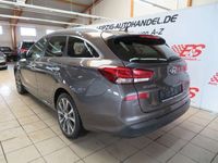 gebraucht Hyundai i30 cw Premium*Automatik*LED*Navi*PDC*Leder