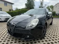 Second-hand Alfa Romeo Giulietta Super 120 CP (88 kW) 2011 Negru Hatchback