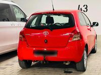 Gebraucht Toyota Yaris 87 PS (63 kW) 2007 Rot Kleinwagen