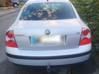 Gebraucht VW Passat 115 PS (84 kW) 2004 Grau Limousine