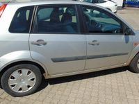 Second-hand Ford Fiesta 80 CP (58 kW) 2007 Argintiu Hatchback