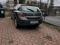 Gebraucht Opel Astra 101 PS (74 kW) 2008 Grau Kleinwagen