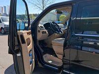 Second-hand VW Multivan 174 CP (127 kW) 2004 Negru Monovolum