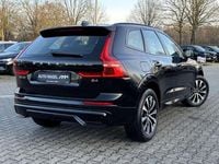 Gebraucht Volvo XC60 Plus 197 PS (144 kW) 2022 Schwarz SUV