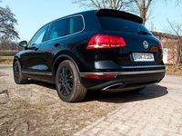 Używany VW Touareg Terrain Tech 262 KM (192 kW) 2017 Czarny SUV