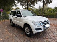 Gebraucht Mitsubishi Pajero 190 PS (139 kW) 2017 Weiß SUV