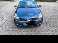 Second-hand Renault Clio 75 CP (55 kW) 2002 Albastru Coupe