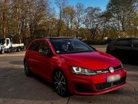 Gebraucht VW Golf VII 185 PS (136 kW) 2015 Rot Kleinwagen