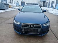 Gebraucht Audi A4 Attraction 143 PS (105 kW) 2012 Blau Limousine