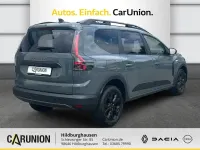 Neu Dacia Jogger Extreme 110 PS (80 kW) 2026 Grau Van / Kleinbus