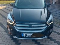 Gebraucht Ford Kuga Titanium 150 PS (110 kW) 2018 Schwarz SUV
