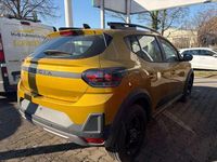 Neu Dacia Sandero Expression 67 PS (49 kW) 2026 Amber yellow Kleinwagen