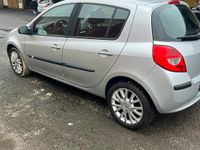 Gebraucht Renault Clio II 100 PS (73 kW) 2007 Grau Kleinwagen