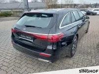 Gebraucht Mercedes E200 Avantgarde 204 PS (150 kW) 2023 Schwarz Kombi