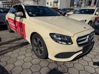 Gebraucht Mercedes E200 Avantgarde 150 PS (110 kW) 2017 Beige Limousine