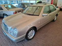 Brugt Mercedes E230 150 HK (110 kW) 1995 Beige Sedan