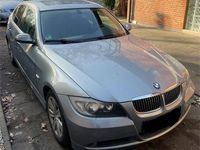 Gebraucht BMW 325 218 PS (160 kW) 2005 Silber Limousine