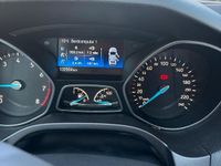 Gebraucht Ford Focus 125 PS (91 kW) 2017 Weiß Kleinwagen