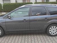 Gebraucht Ford Focus Style 101 PS (74 kW) 2009 Grau Kombi
