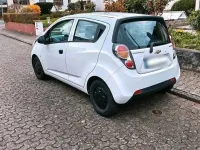 Używany Chevrolet Spark 68 KM (50 kW) 2011 Biały Hatchback