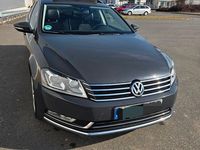 Gebraucht VW Passat Highline 140 PS (102 kW) 2011 Grau Kombi