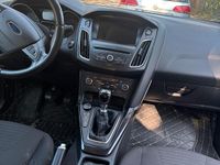 Gebraucht Ford Focus Cool & Connect 125 PS (91 kW) 2017 Weiß Kombi