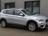 Gebraucht BMW X1 Advantage 150 PS (110 kW) 2016 Glaciersilber SUV