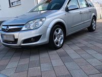 Gebraucht Opel Astra 100 PS (73 kW) 2007 Silber Kombi