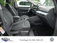 Gebraucht VW Golf VIII 150 PS (110 kW) 2025 Schwarz Limousine