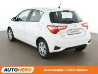 Gebraucht Toyota Yaris Comfort 72 PS (52 kW) 2020 Weiß Kleinwagen