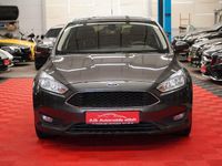 Gebraucht Ford Focus 125 PS (91 kW) 2017 Grau Kombi