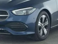 Gebraucht Mercedes C180 170 PS (125 kW) 2025 Metalliclack sodalithblau Kombi