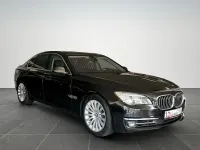 Gebraucht BMW 750 381 PS (280 kW) 2015 Schwarz Limousine