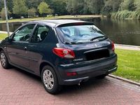 Gebraucht Peugeot 206+ 60 PS (44 kW) 2011 Kleinwagen