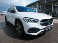 Gebraucht Mercedes GLA200 Progressive 150 PS (110 kW) 2022 Weiß SUV