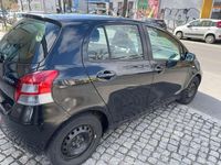 Gebraucht Daihatsu Charade 101 PS (74 kW) 2012 Schwarz Kleinwagen