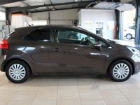 Gebraucht Kia Rio FIFA World Cup Edition 86 PS (63 kW) 2013 Braun Kleinwagen