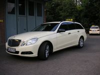 Gebraucht Mercedes E200 136 PS (100 kW) 2010 Andere farbe Kombi