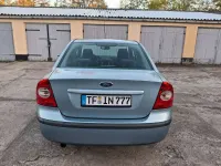 Używany Ford Focus Ghia 116 KM (85 kW) 2006 Niebieski Sedan/Limuzyna