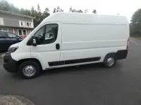 Gebraucht Peugeot Boxer Premium 140 PS (102 kW) 2021 Weiß Van