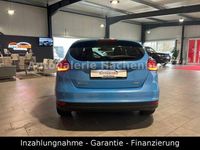 Gebraucht Ford Focus Cool & Connect 135 PS (99 kW) 2018 Blau Limousine