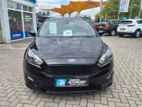 Gebraucht Ford Focus ST-Line 140 PS (102 kW) 2018 Schwarz Limousine