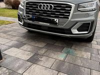 Gebraucht Audi Q2 150 PS (110 kW) 2019 Grau SUV