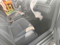 Gebraucht VW Touran 105 PS (77 kW) 2010 Beige Van / Kleinbus