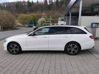 Gebraucht Mercedes E220 Avantgarde 194 PS (142 kW) 2017 Weiß Limousine