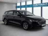 Gebraucht Ford Focus Titanium 125 PS (91 kW) 2023 Schwarz Kombi