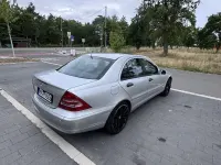 Gebraucht Mercedes C220 Classic 143 PS (105 kW) 2001 Limousine