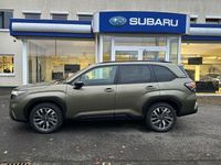 Neu Subaru Forester Platinum 136 PS (100 kW) 2025 Grün SUV